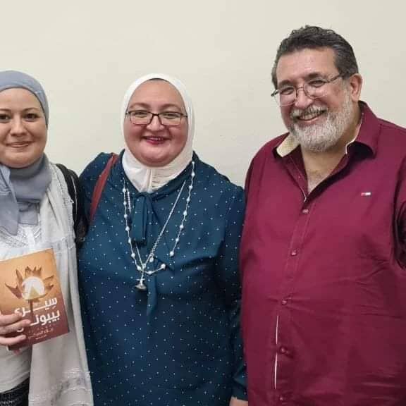 نجوم الفن والإعلام في ندوة وحفل توقيع رواية «سيري بيبوني»