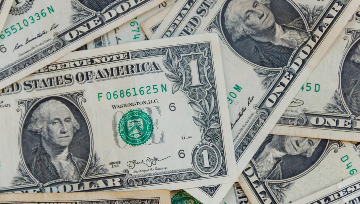 سعر الدولار اليوم الإثنين 27-2-2023