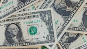 سعر الدولار اليوم السبت 18-2-2023 أمام الجنيه المصري