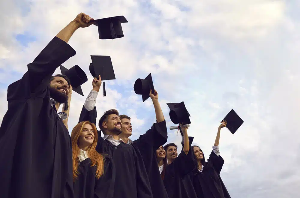 جامعات